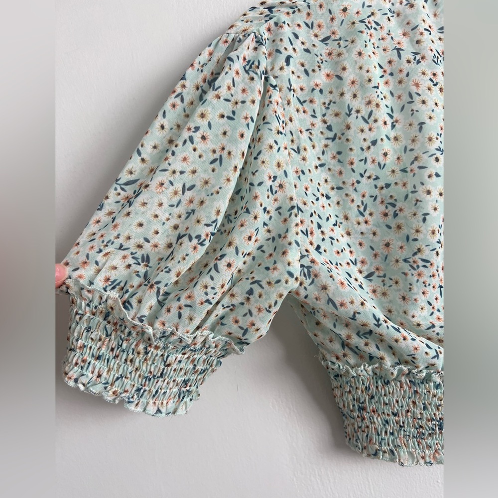 Spring / summer top - Picture 3 of 4